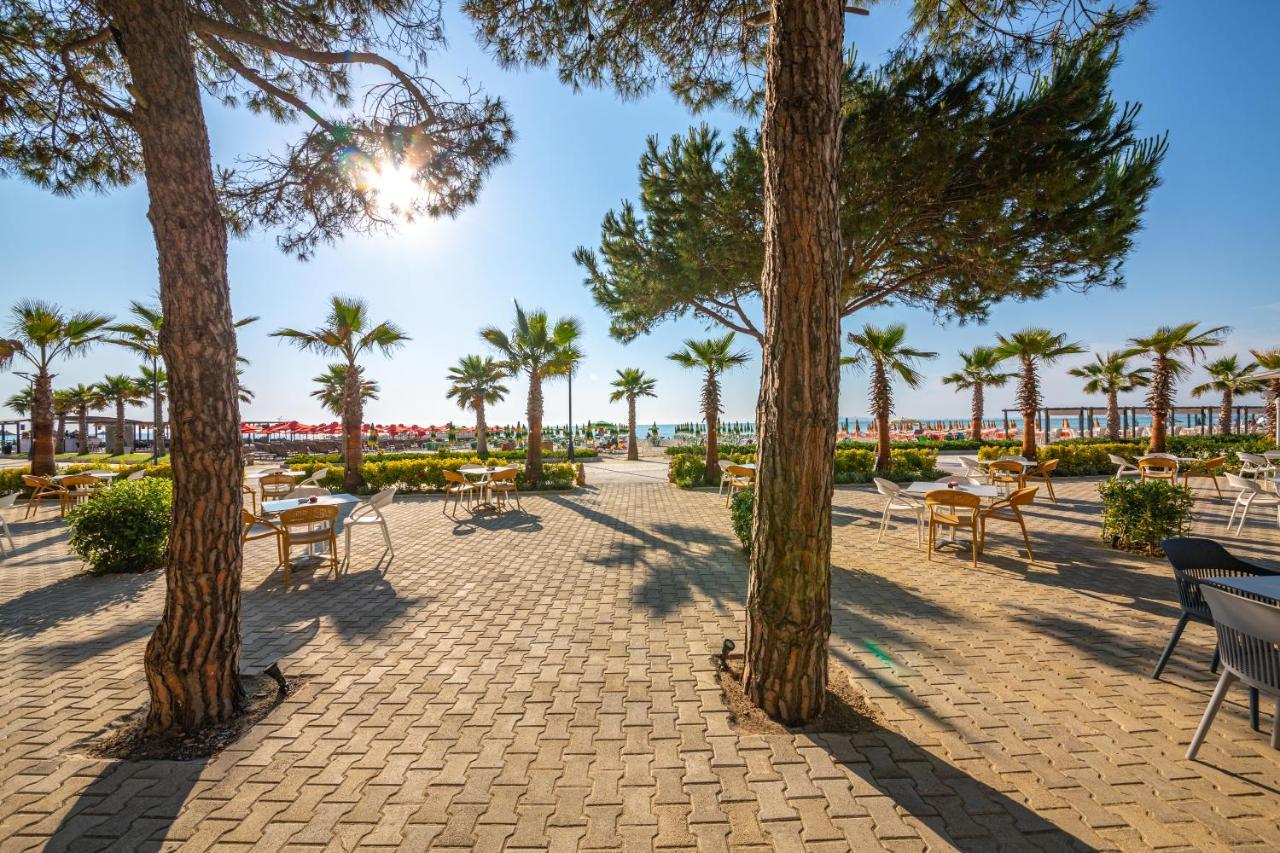 Apartments Qerret Голем Екстер'єр фото