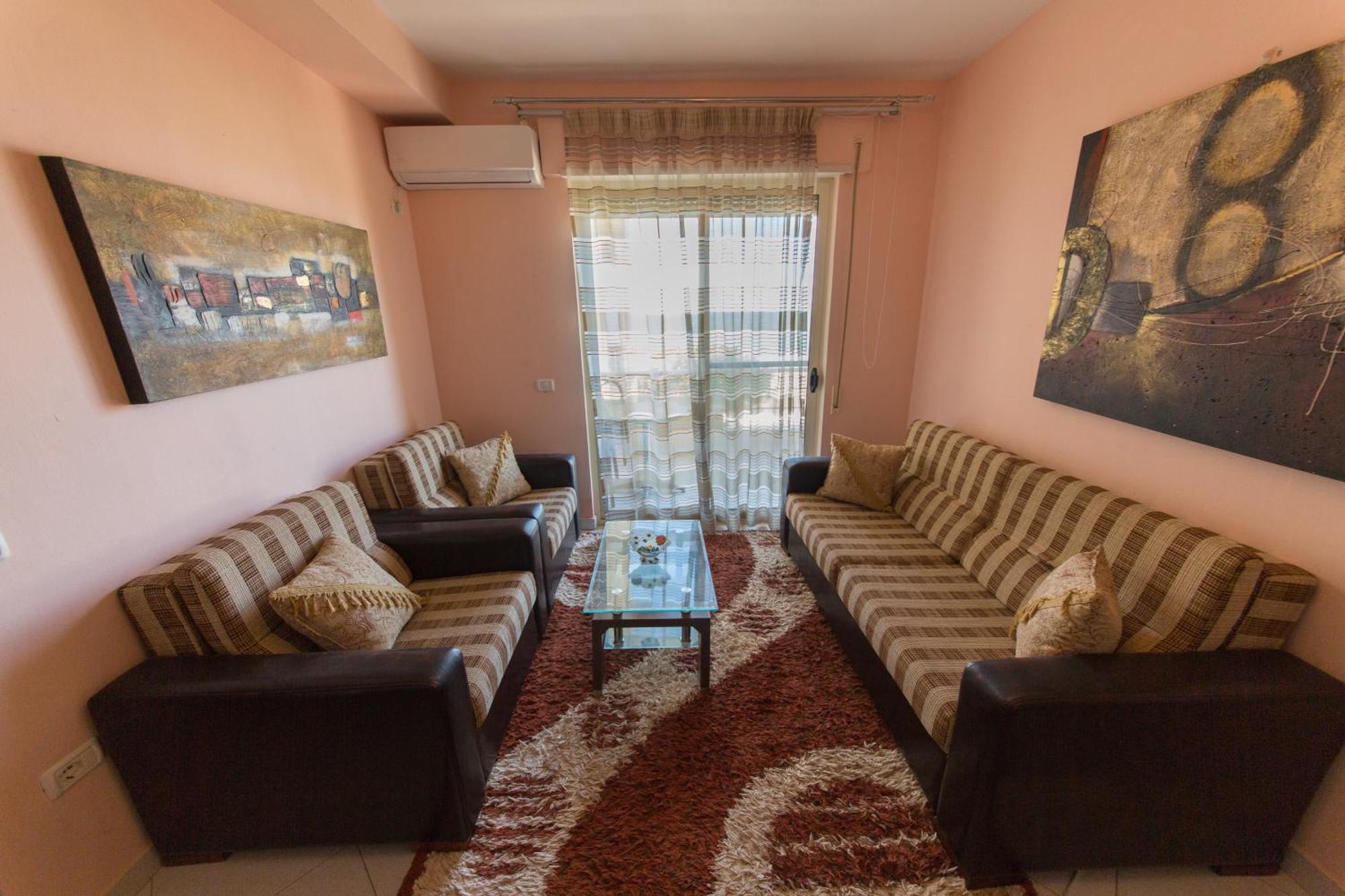 Apartments Qerret Голем Екстер'єр фото