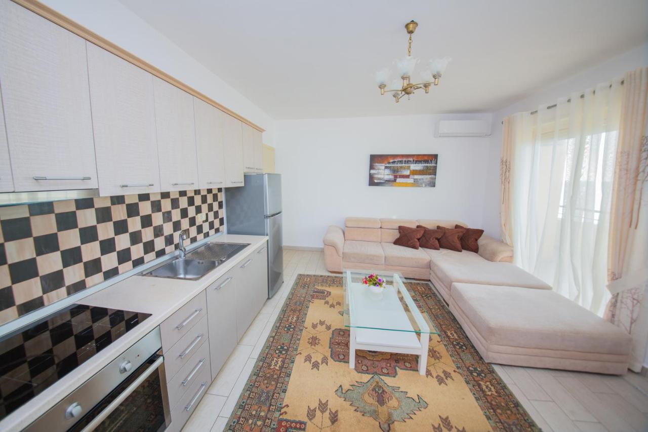 Apartments Qerret Голем Екстер'єр фото