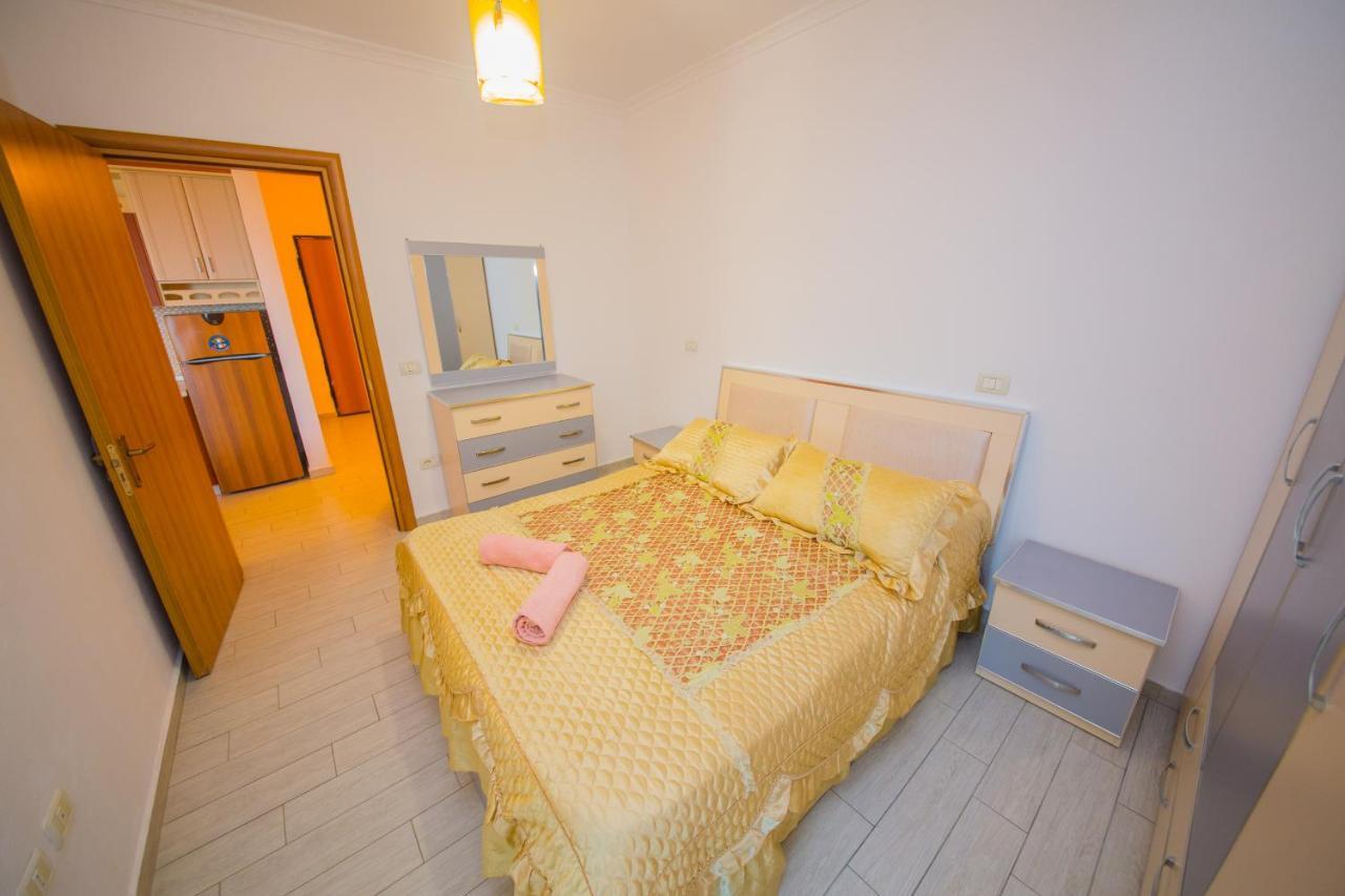 Apartments Qerret Голем Екстер'єр фото