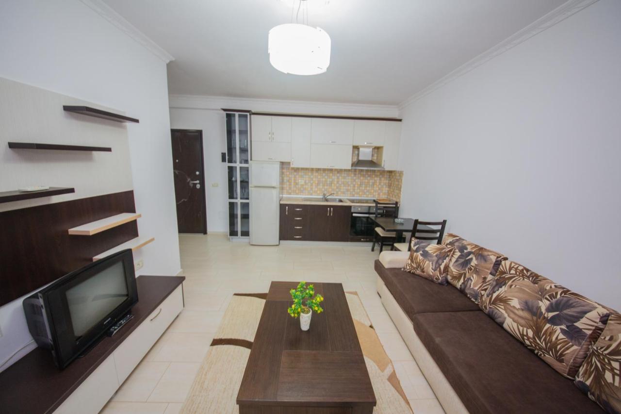 Apartments Qerret Голем Екстер'єр фото
